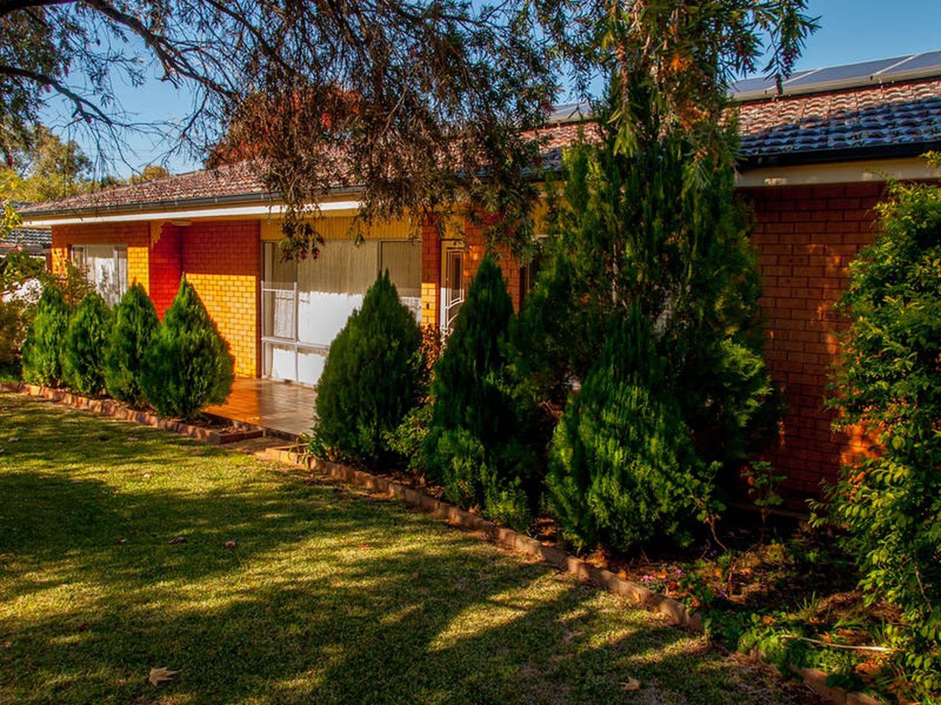 35 Sapphire Street, Dubbo - Image 1