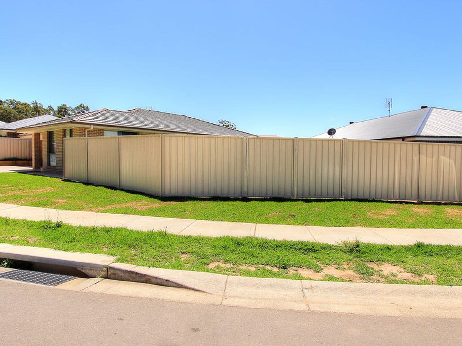24 Cedar Cutters Crescent, Cooranbong - Thumbnail 2
