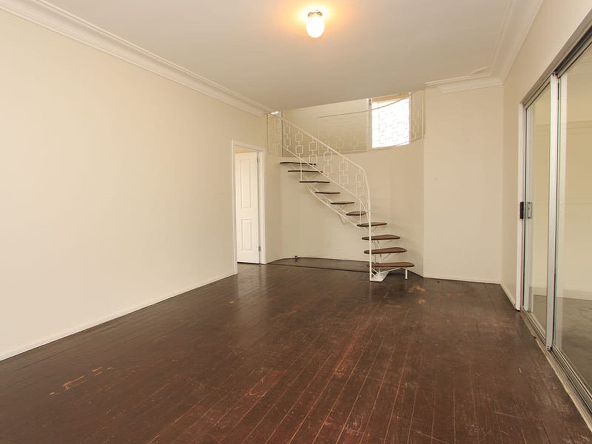55 Hospital Road, Weston - Thumbnail 5
