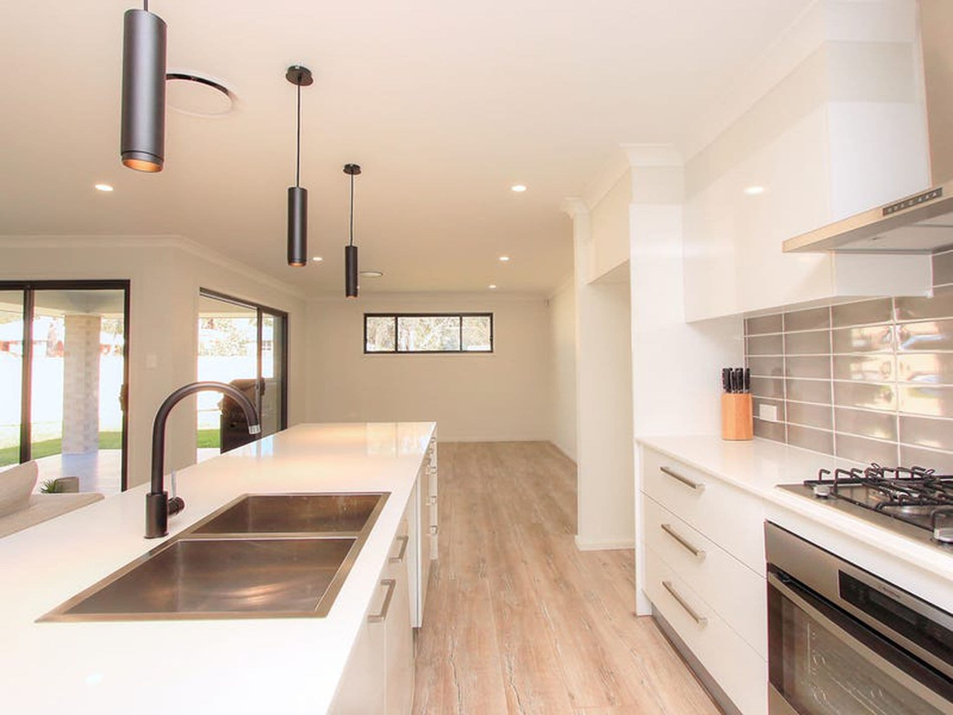 23 Cedar Cutters Crescent, Cooranbong - Thumbnail 4