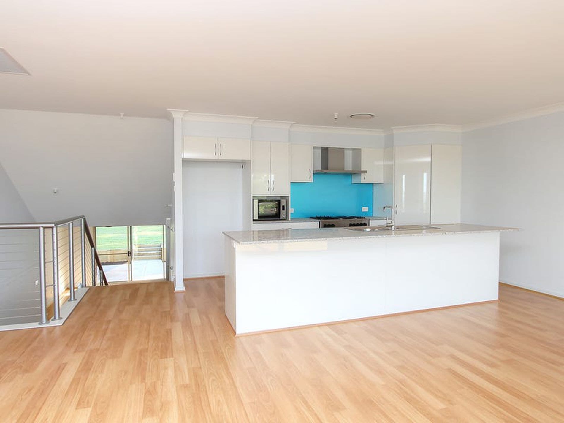 22 Lake Road, Balcolyn - Thumbnail 4