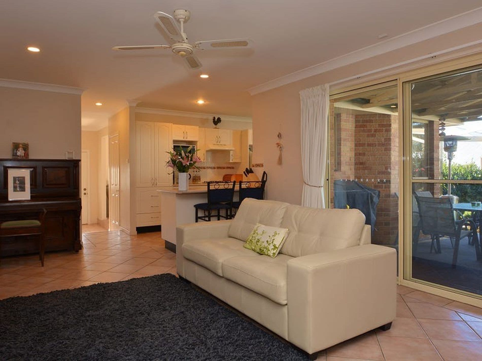 8 Cypress Close, Fletcher - Thumbnail 3