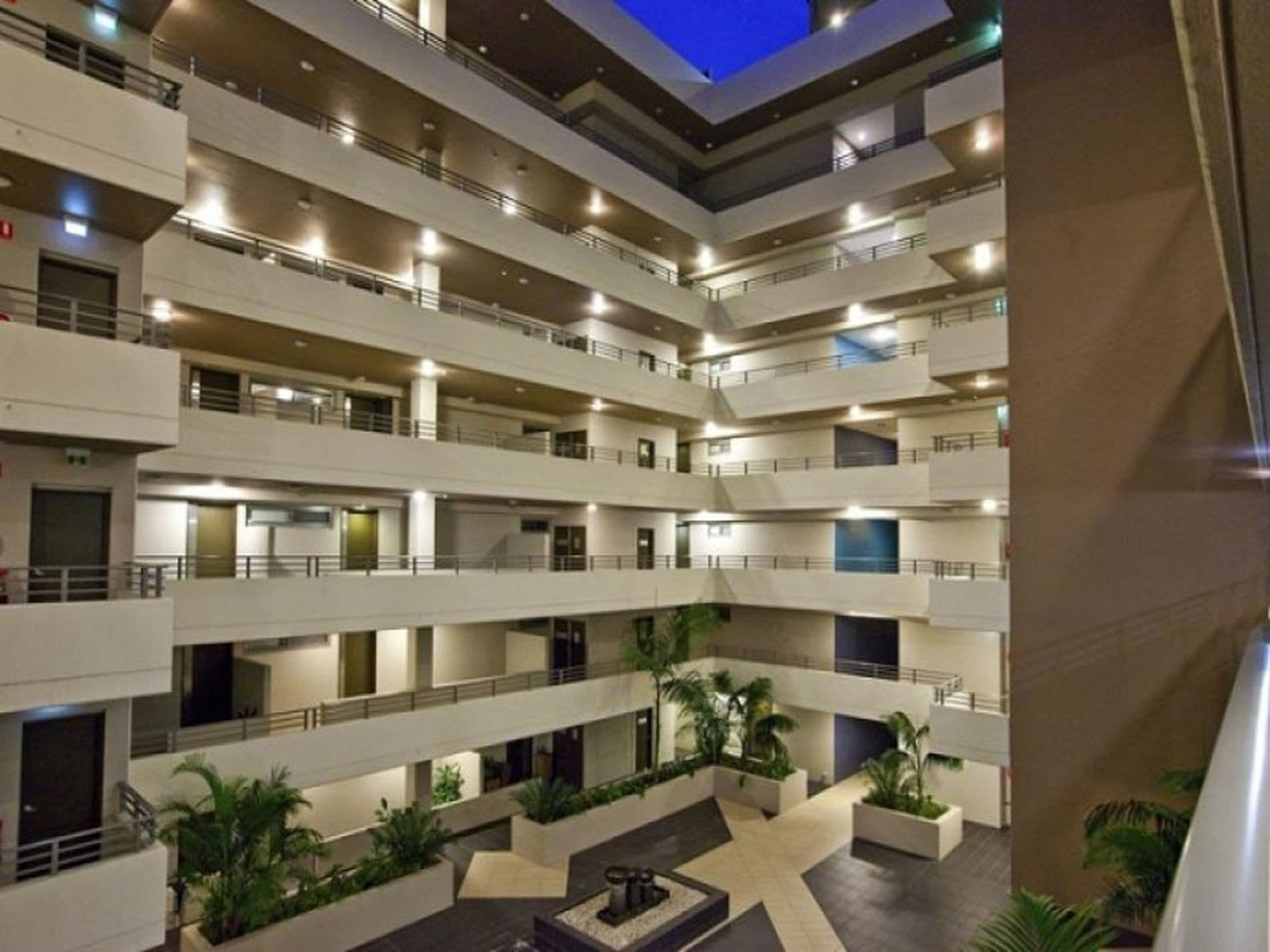 604 / 335 Wharf Rd, Newcastle - Image 1