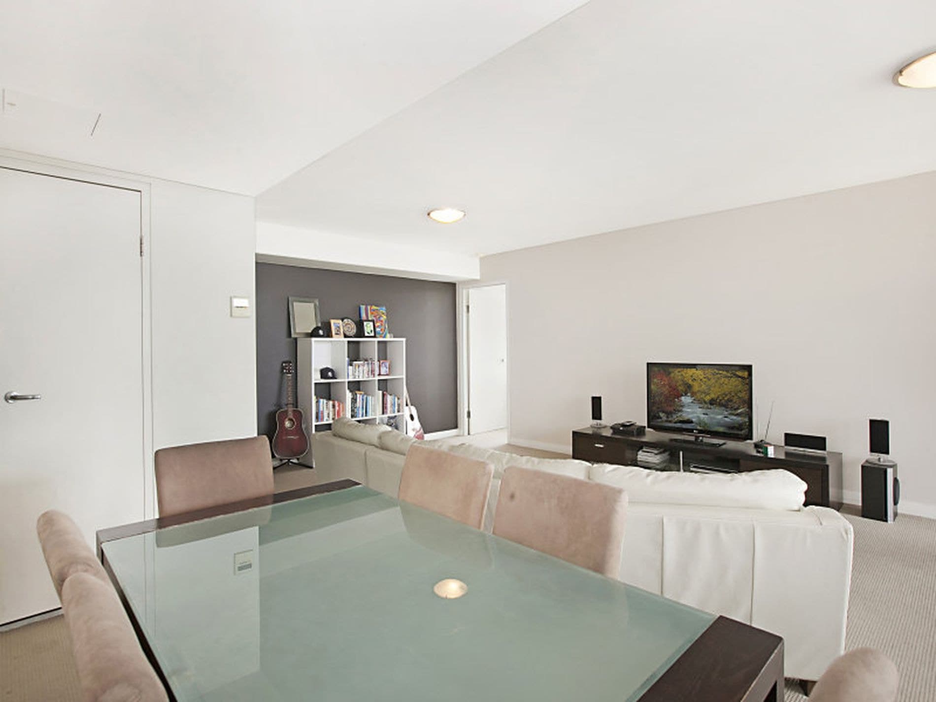 604 / 335 Wharf Rd, Newcastle - Thumbnail 6