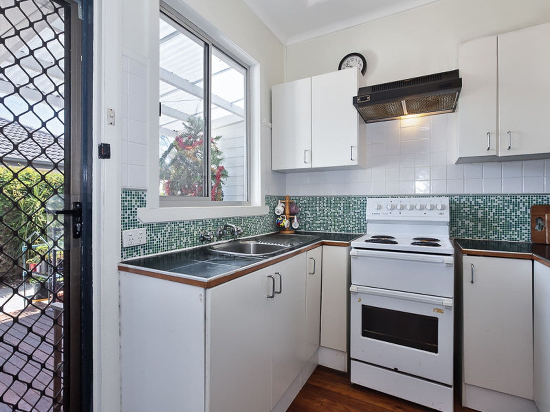 20 Eighth Street, Adamstown, Adamstown - Thumbnail 3