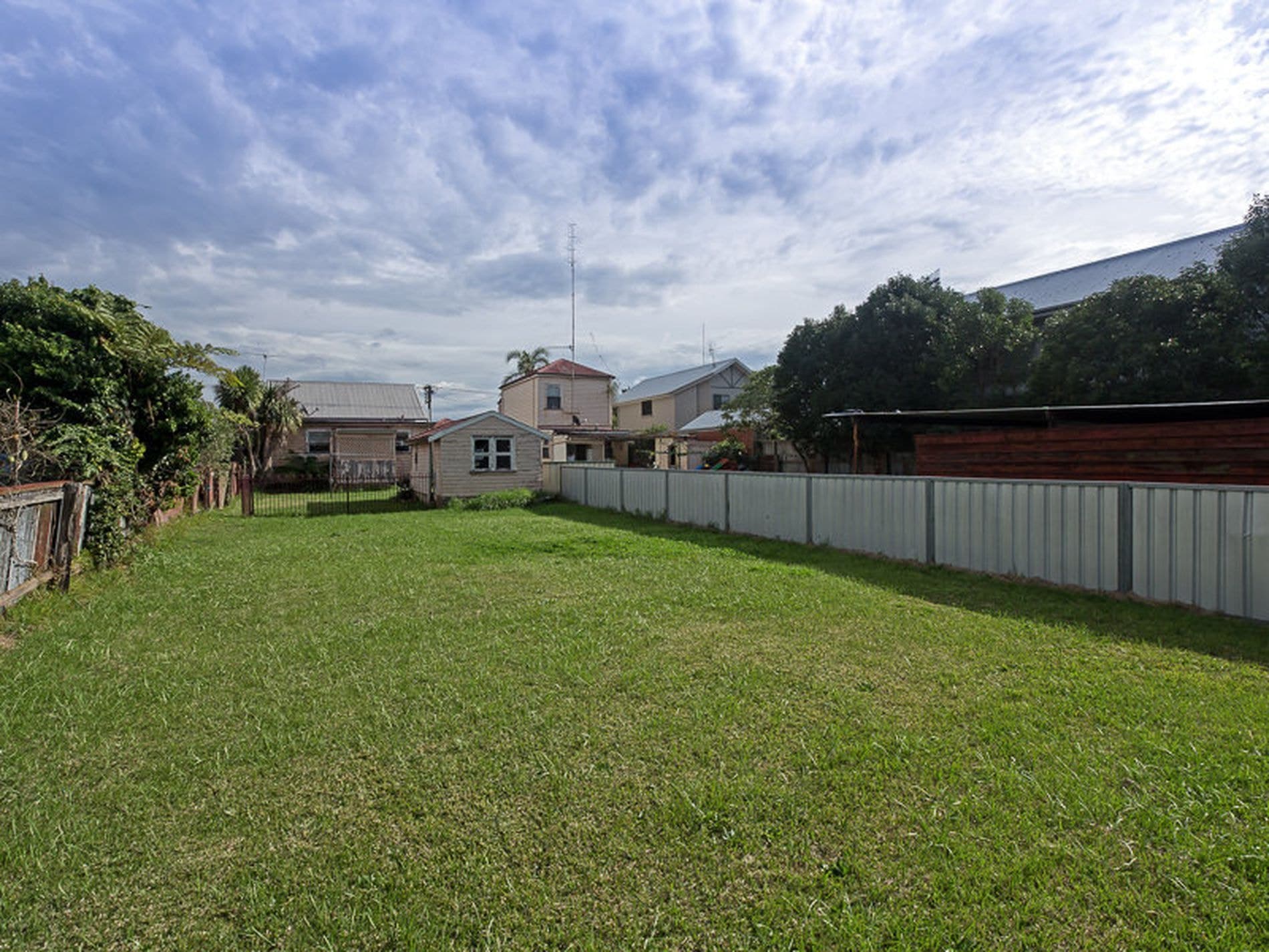 183, Adamstown - Thumbnail 3