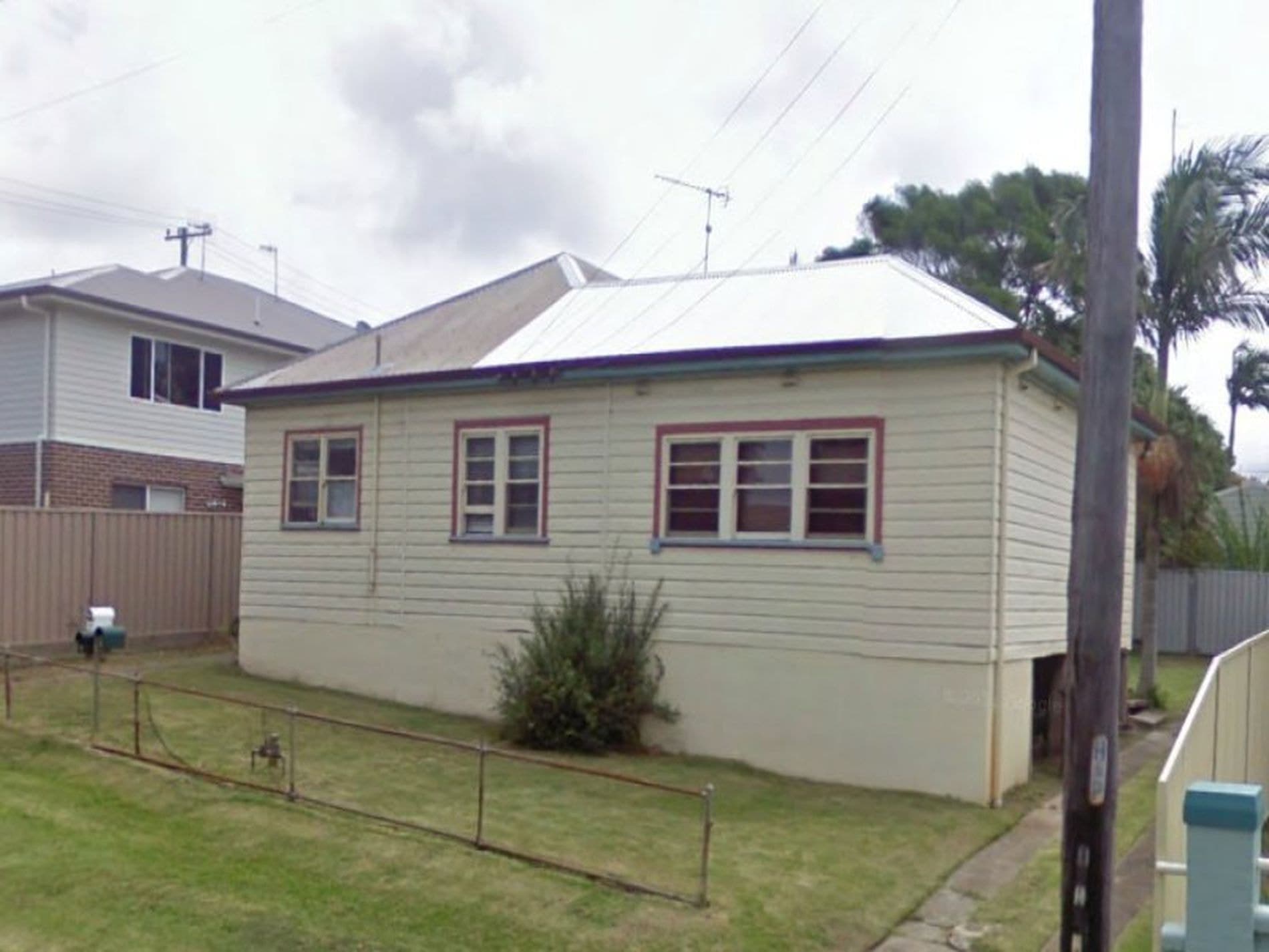 2A Wallace Street, Waratah, Waratah - Image 1