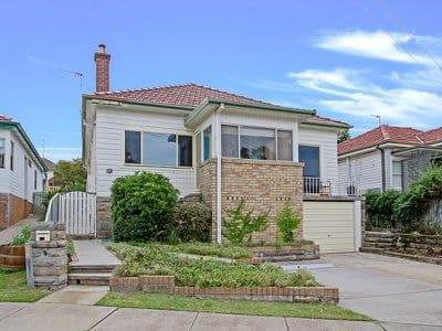 61 Lambton Rd, Waratah - Image 1