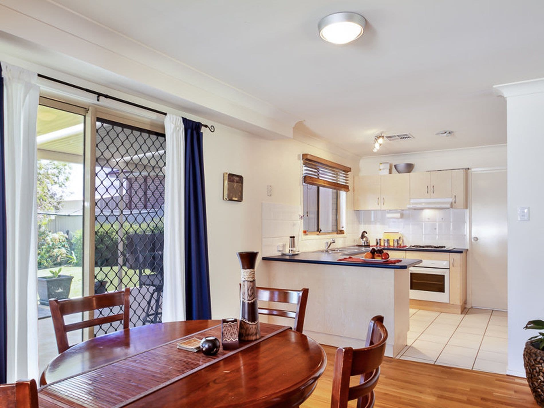 7 Libertas Rd, Cameron Park, Cameron Park - Thumbnail 5