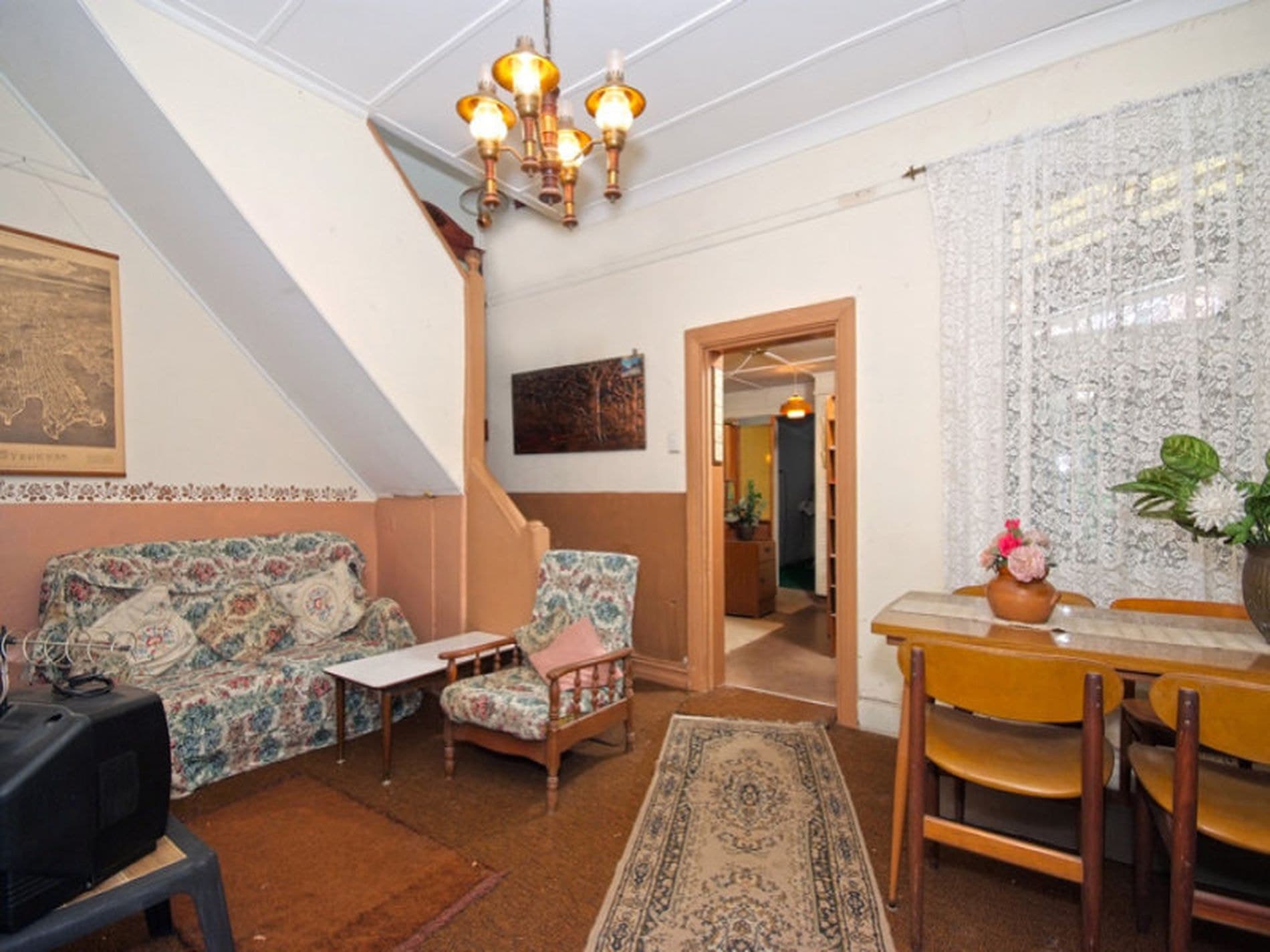 2 HOMES BEING SOLD AS 1, Newcastle - Thumbnail 4