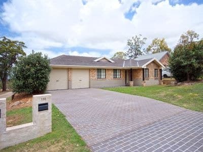 123 Regiment Rd, Rutherford - Image 1