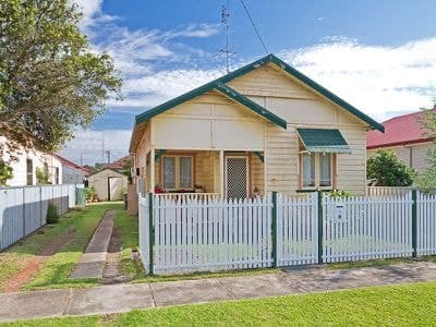 MAYFIELD, Mayfield - Image 1