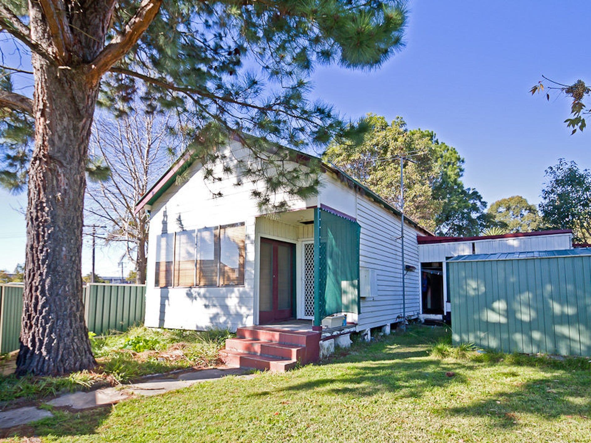 49 Young Rd, Lambton, Lambton - Image 1