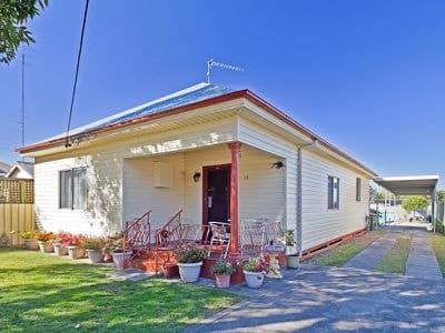 26 Cadell Ave, Mayfield - Image 1