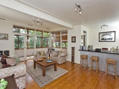 8 The Grove, Merewether Heights - Image 1