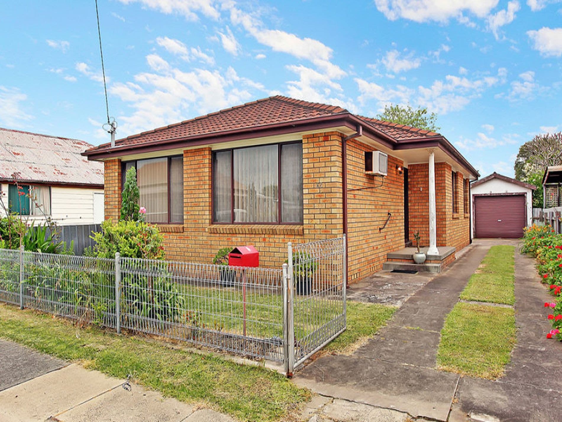 62 Sunderland Street, Mayfield, Mayfield - Image 1