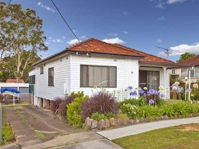 18 Robert Street, Jesmond - Image 1