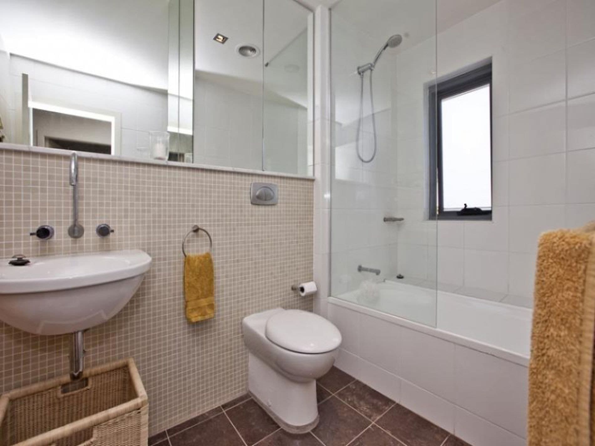 103 / 1 Honeysuckle Drive, Newcastle, Newcastle - Thumbnail 8