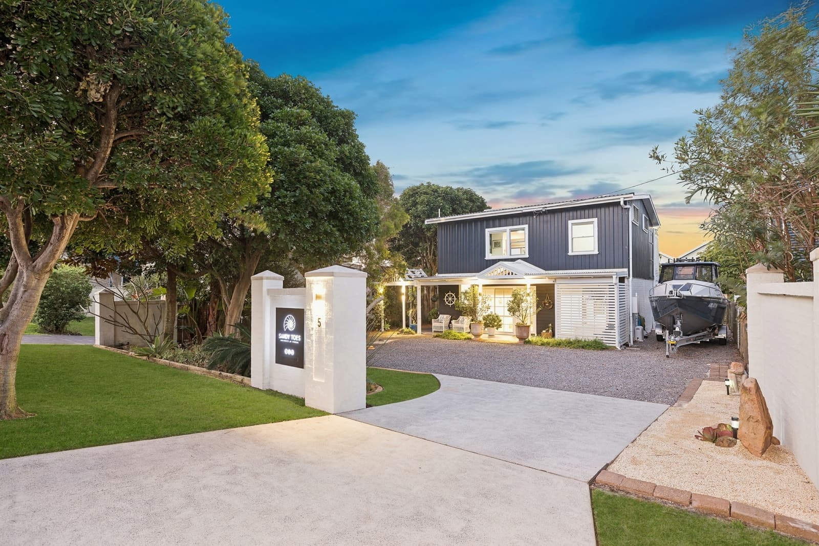 5 Market Street, Fingal Bay - Image 1