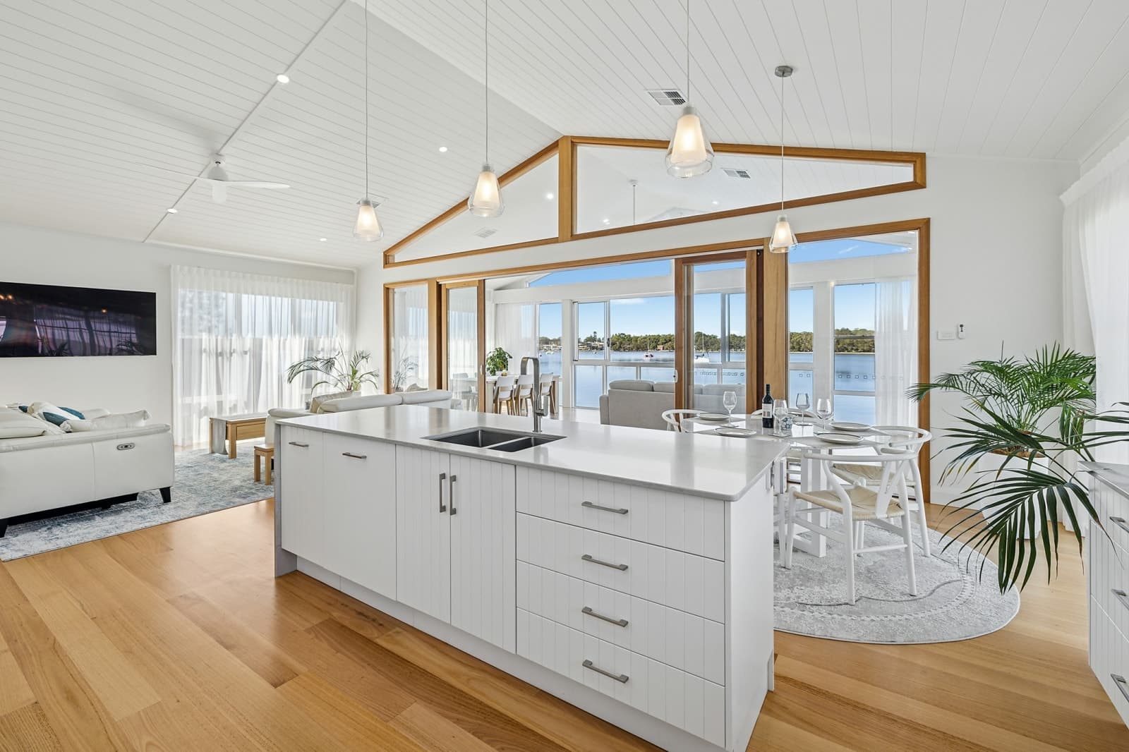 4 Pomona Place,Tanilba Bay, Tanilba Bay - Thumbnail 4