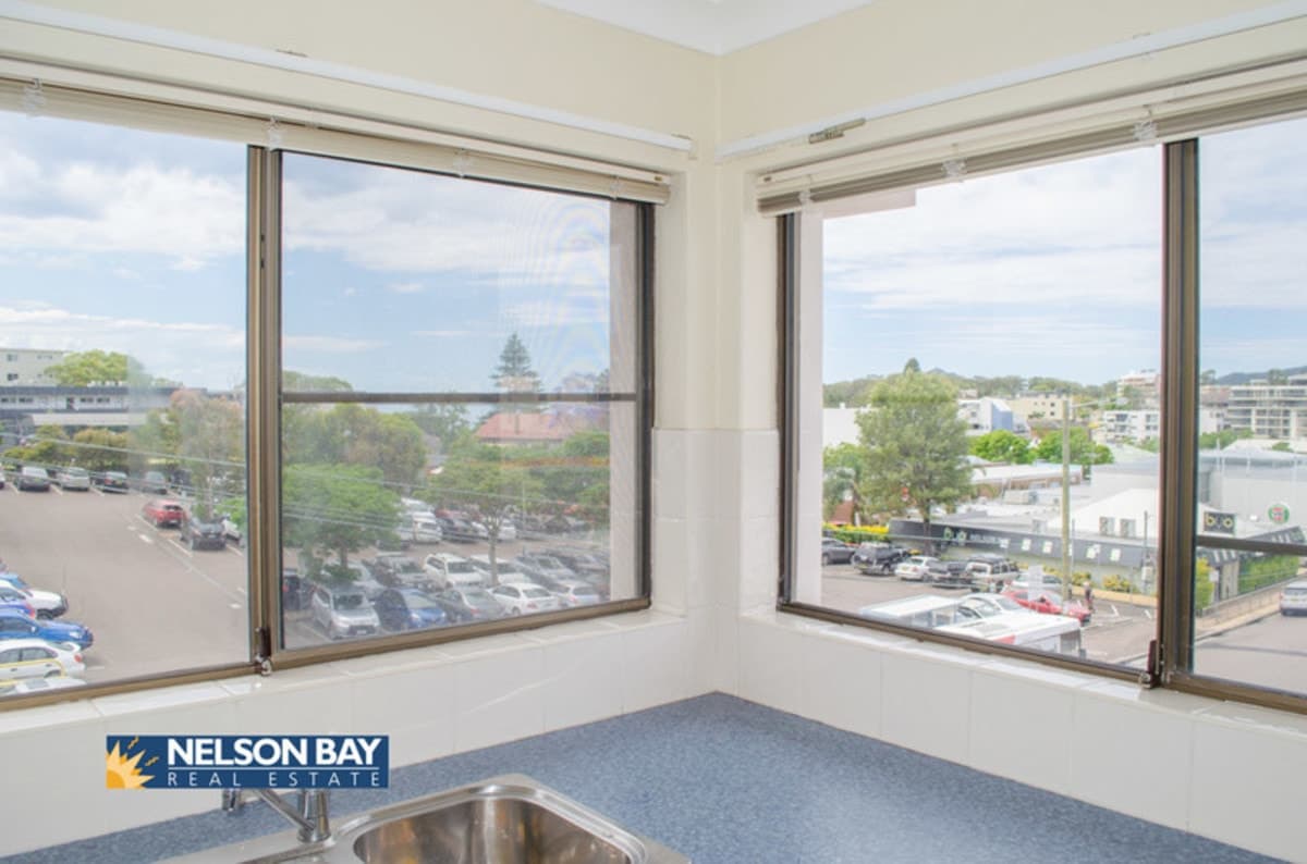 3 Bedroom Apartment In Nelson Bay Cbd, $375.00 p/w, Nelson Bay - Thumbnail 2