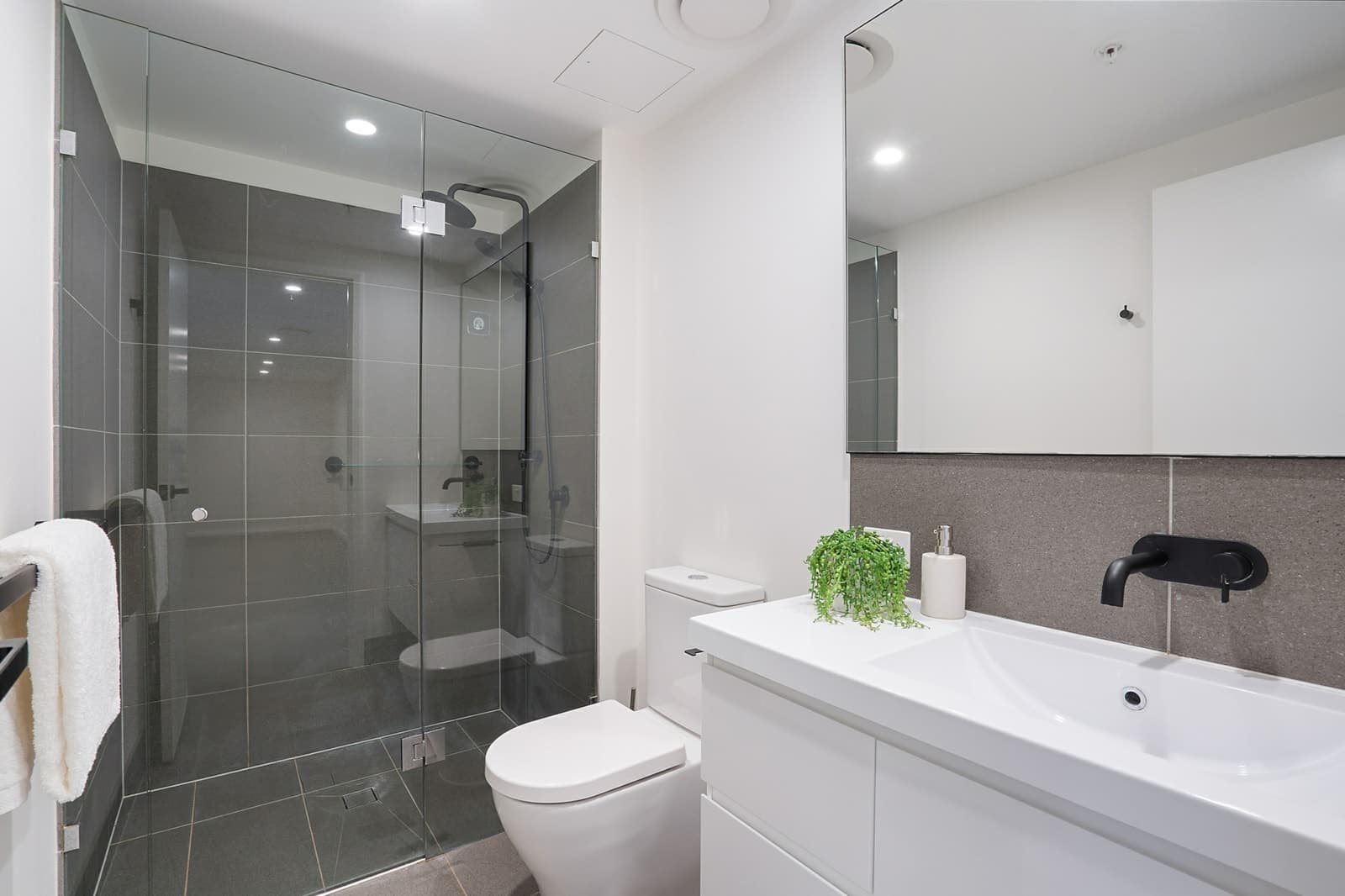 308/275 Wickham Street,Fortitude Valley, Fortitude Valley - Thumbnail 4