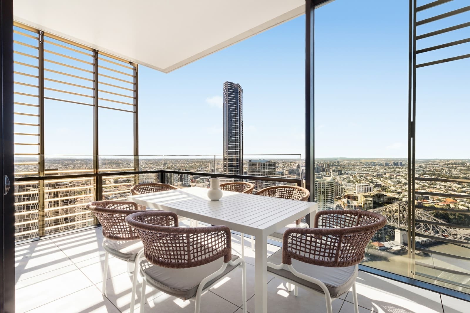 4102/443 Queen Street, Brisbane City - Thumbnail 2