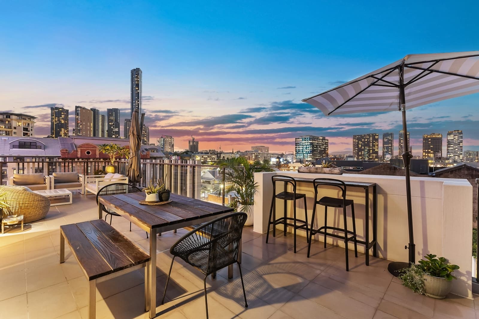 702/29 Robertson Street,Fortitude Valley, Fortitude Valley - Thumbnail 2