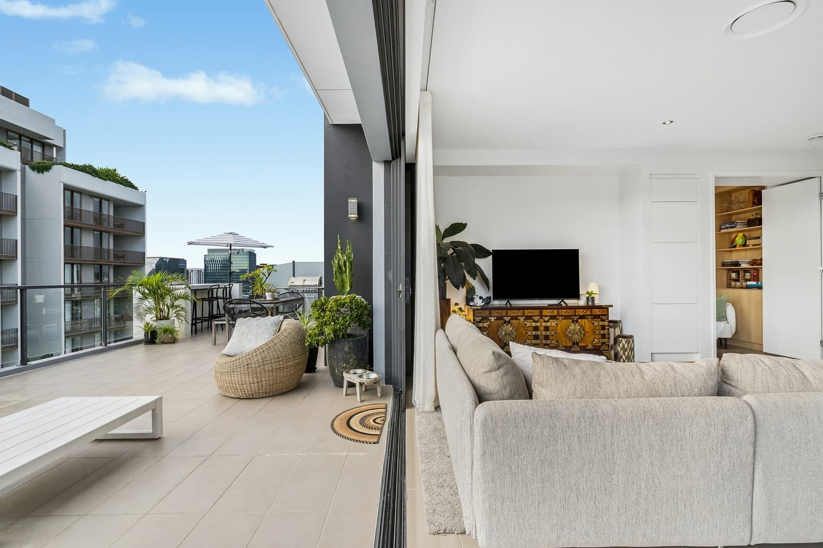 702/29 Robertson Street,Fortitude Valley, Fortitude Valley - Thumbnail 8