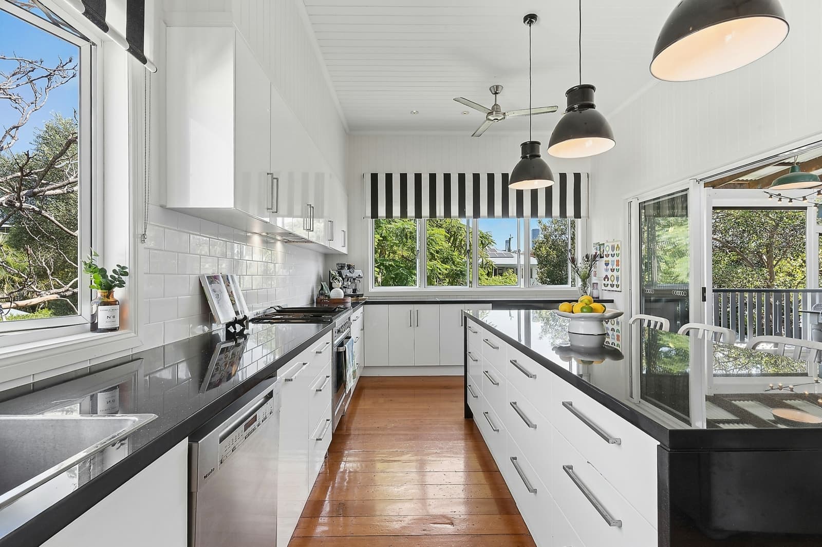 32 Barker Street,East Brisbane, East Brisbane - Thumbnail 5