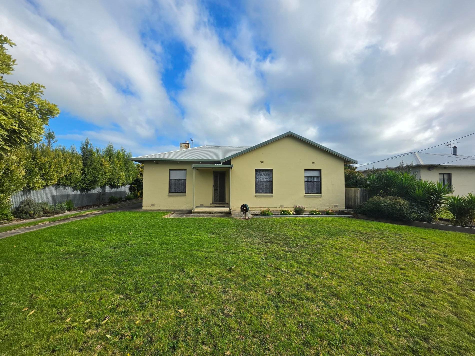 9 Aitken Street, Millicent, Millicent - Image 1