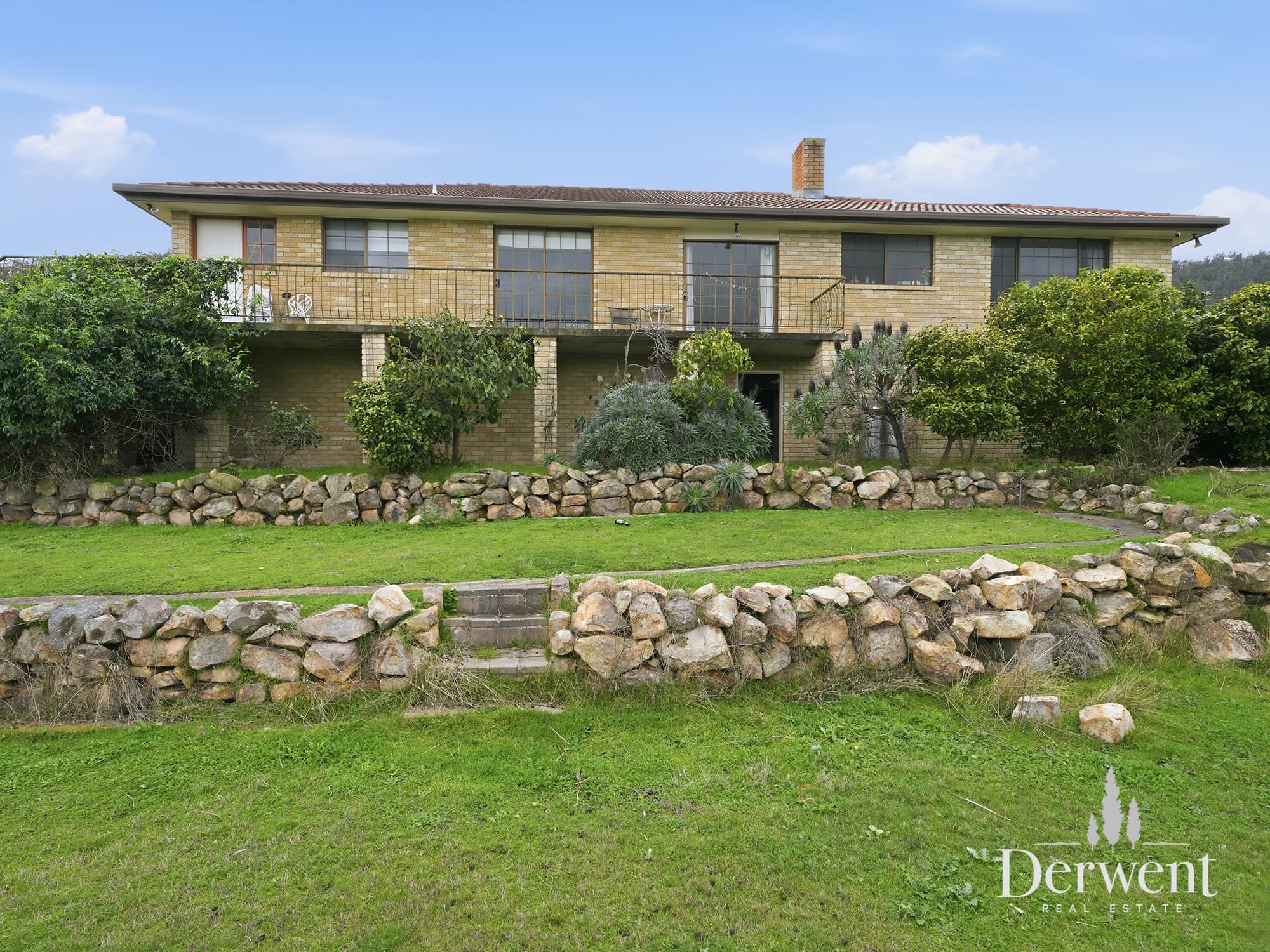 31 Pulpit Rock Rd, New Norfolk, TAS, New Norfolk - Thumbnail 2
