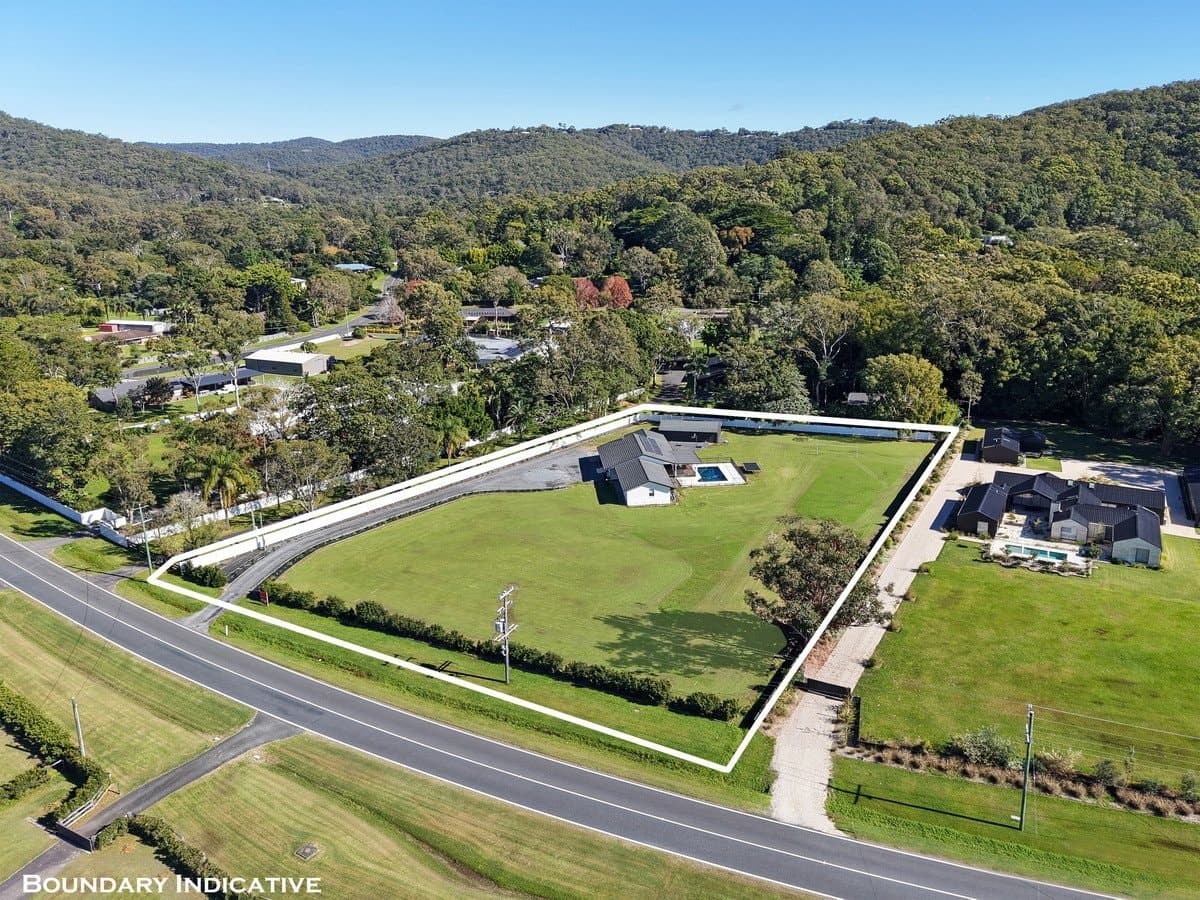 430
                Tallebudgera Creek
                Road
            
            
            
            tallebudgera valley
            
            
            QLD,
            4228, Tallebudgera Valley - Image 1