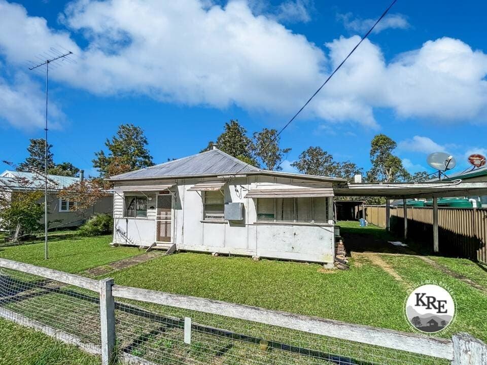 8 Stephen Street, Urbenville - Image 1