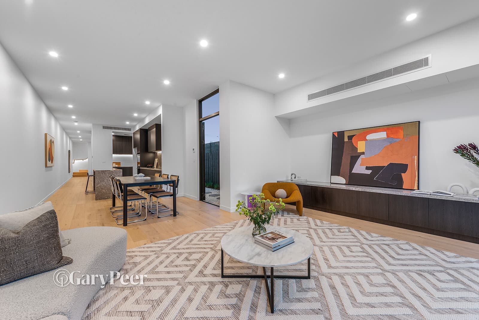 87B Kambrook Road, Caulfield North, VIC, Caulfield North - Thumbnail 2