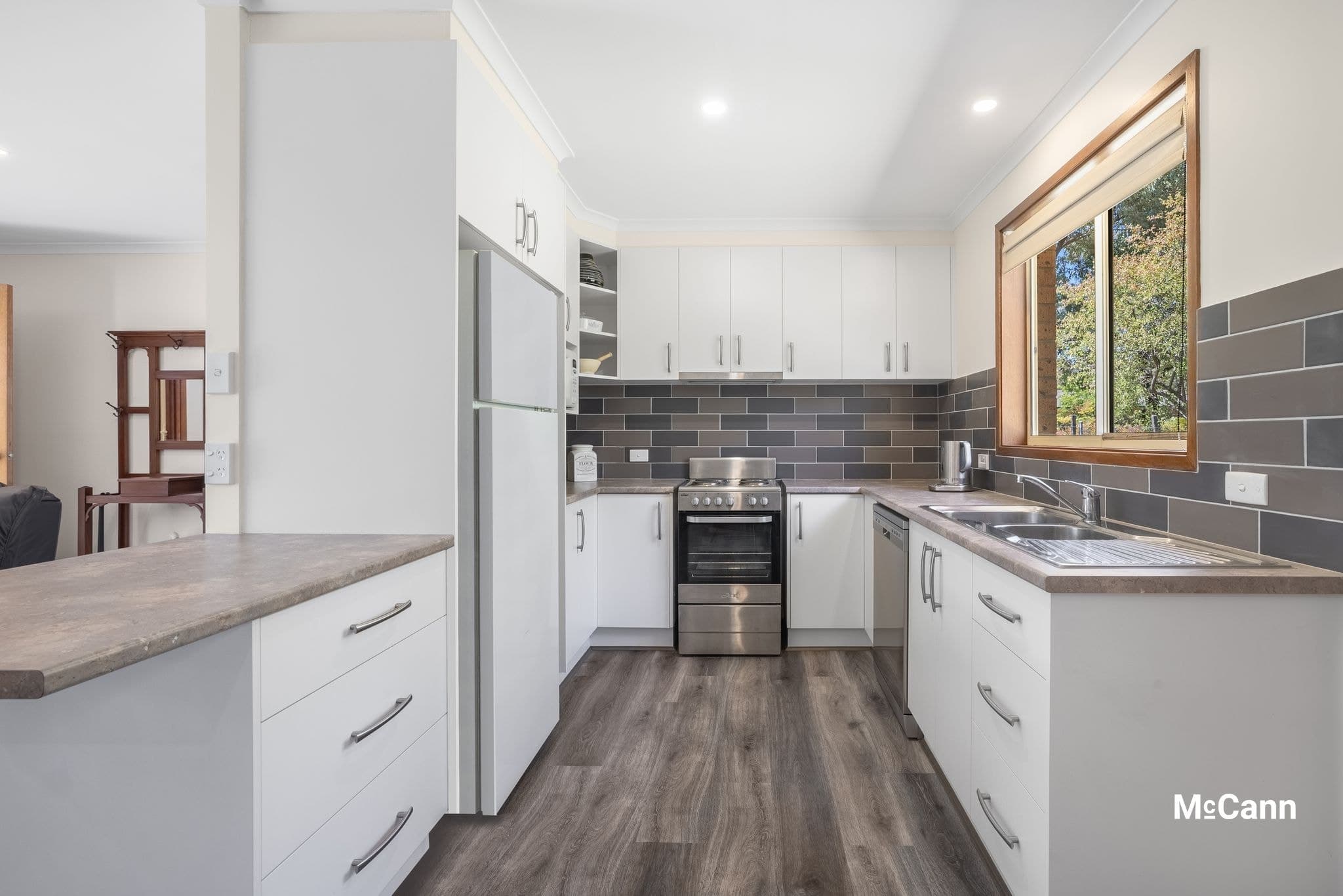 1, 17 Forlonge Street, Wanniassa ACT 2903, Wanniassa - Thumbnail 2