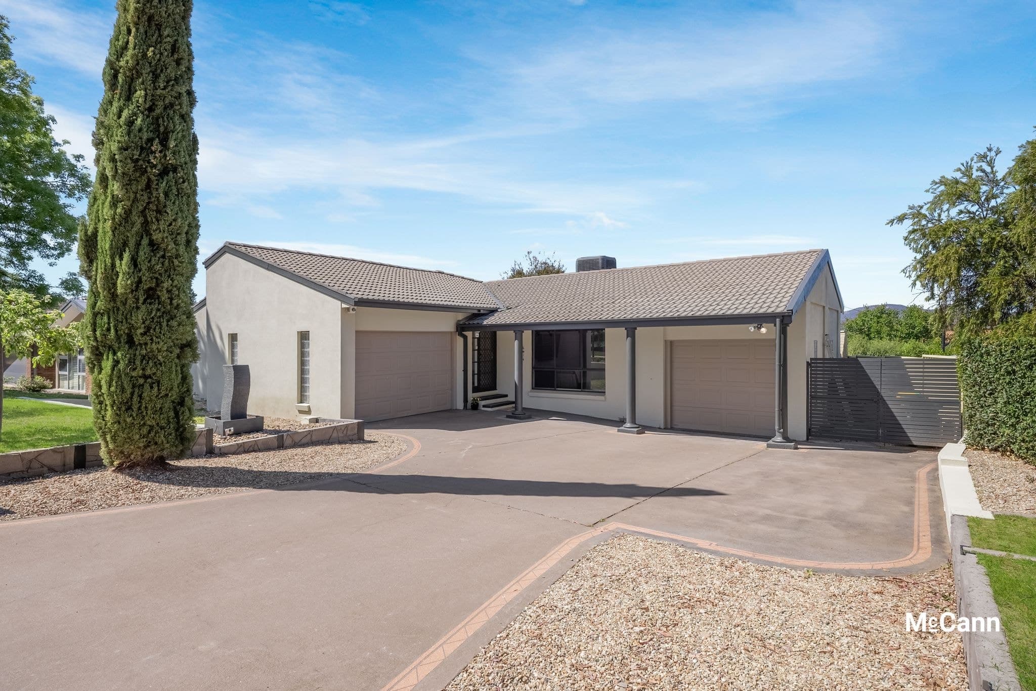 18 Bertram Street, Fadden, Fadden - Image 1