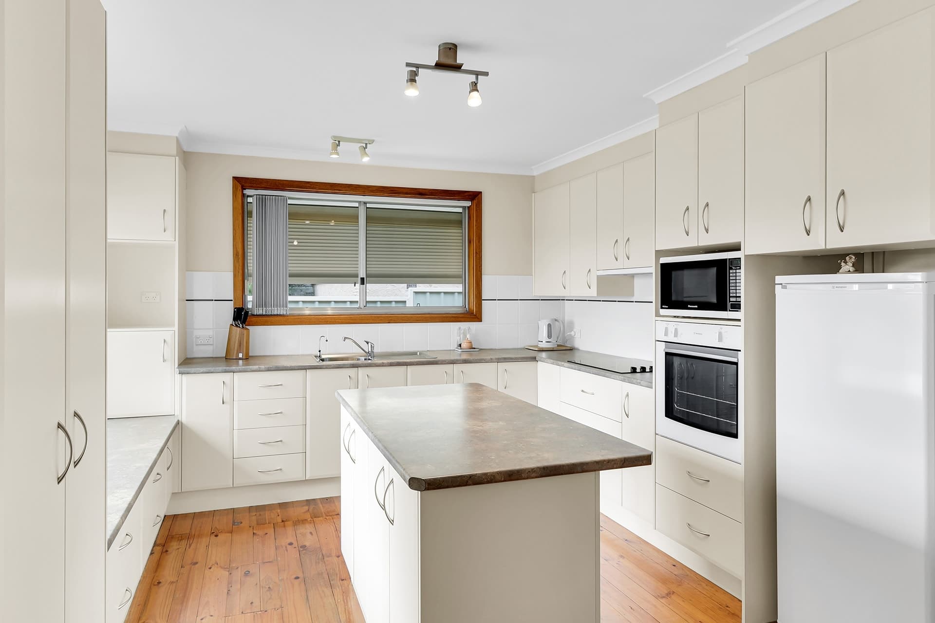 55 Biala Street, Gunning NSW 2581, Gunning - Thumbnail 3