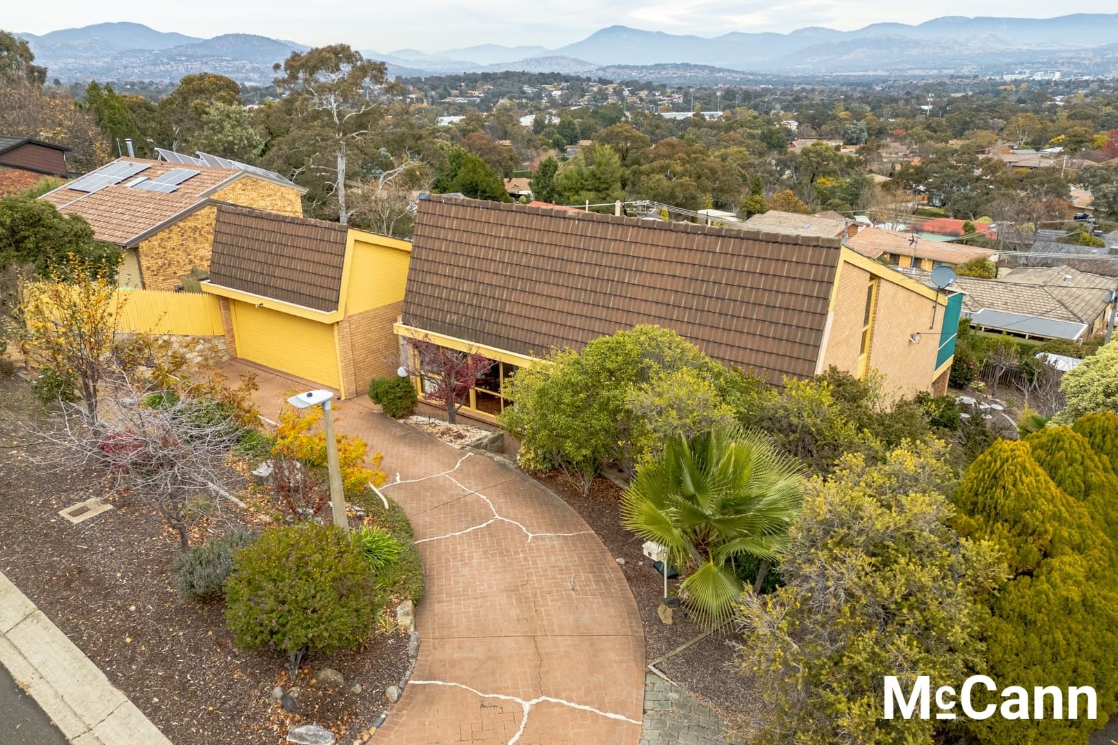 18 Harbison Crescent, Wanniassa ACT 2903, Wanniassa - Image 1