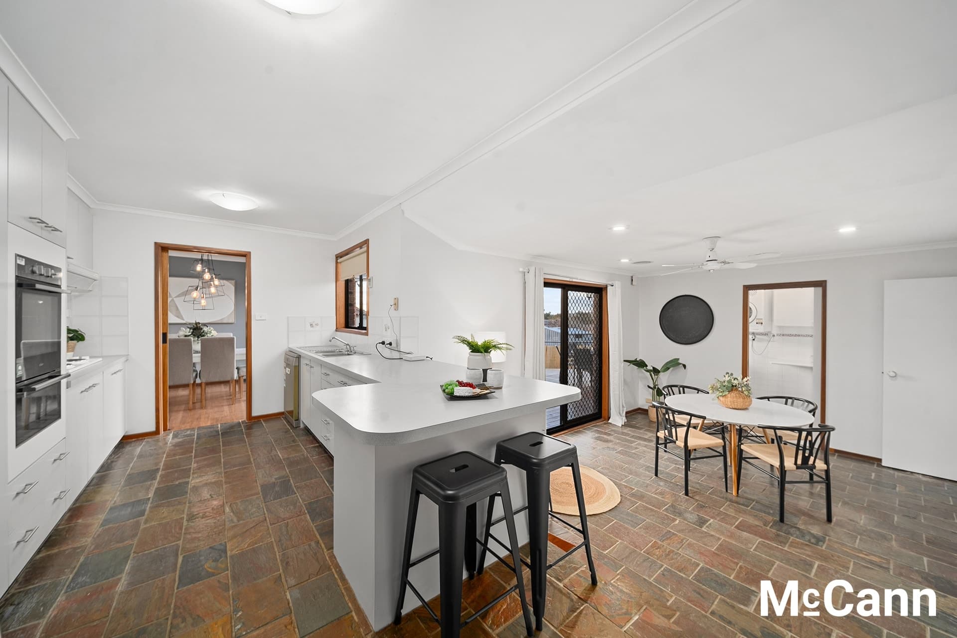 17 Dashwood Retreat, Bonython ACT 2905, Bonython - Thumbnail 4