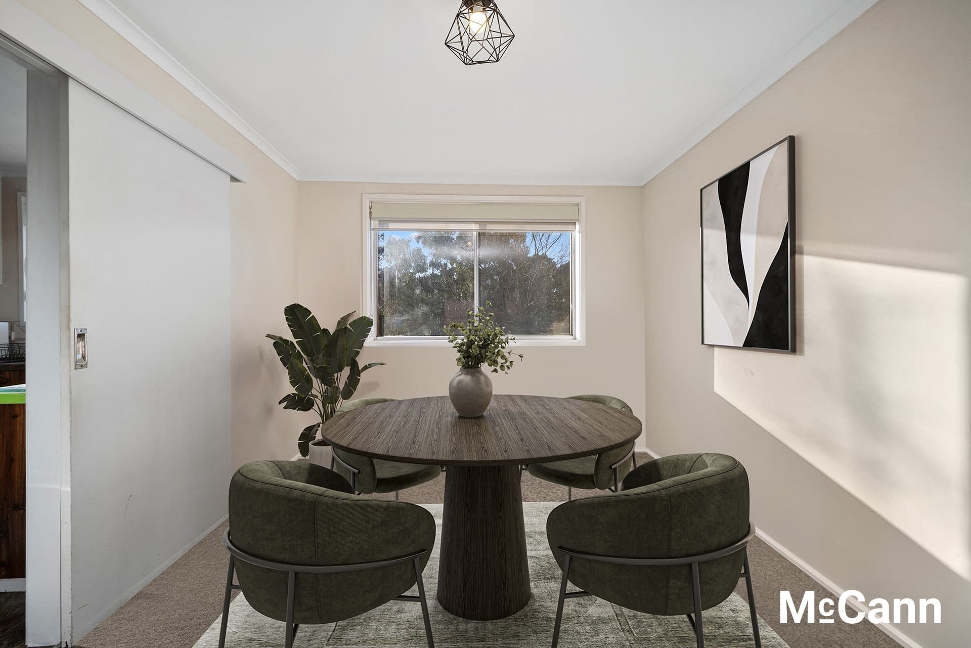 32 Wheeler Crescent, Wanniassa ACT 2903, Wanniassa - Thumbnail 2