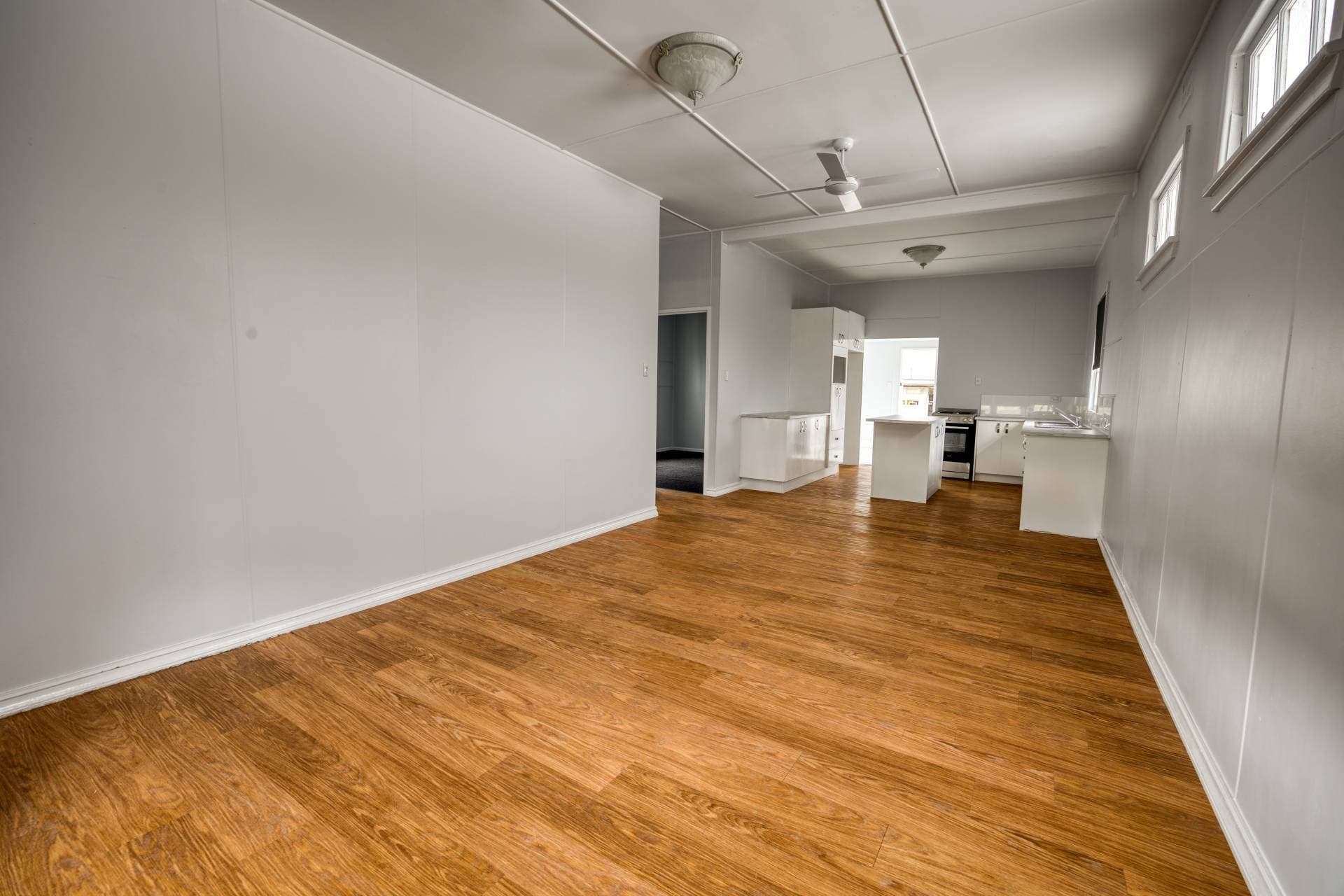 16 Unumgar St, Woodenbong - Thumbnail 4