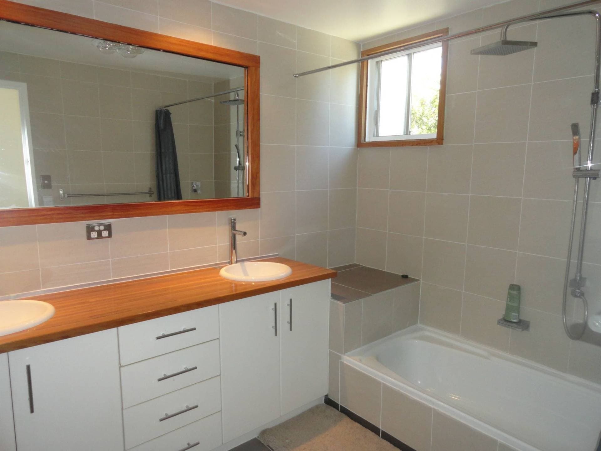 30 Unumgar Street, Woodenbong - Thumbnail 5