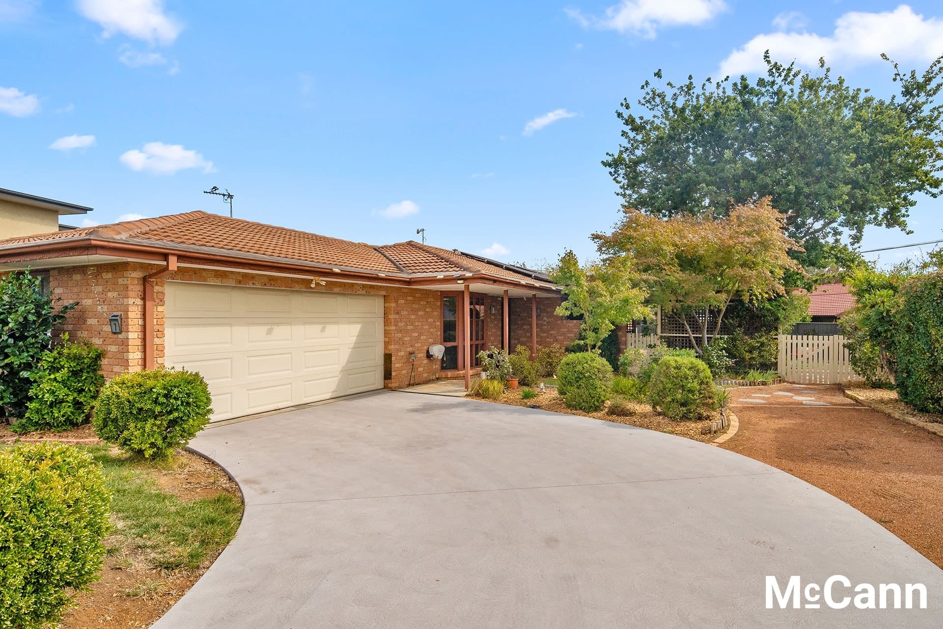 7 Saltash Place, Isabella Plains ACT 2905, Isabella Plains - Image 1