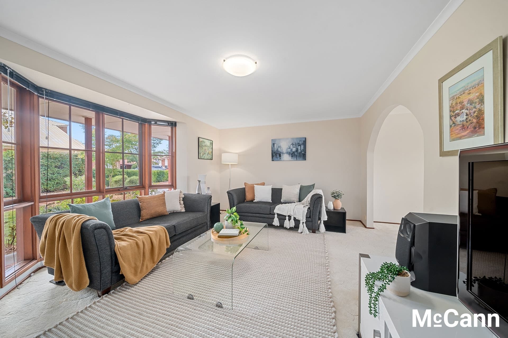 7 Saltash Place, Isabella Plains ACT 2905, Isabella Plains - Thumbnail 2
