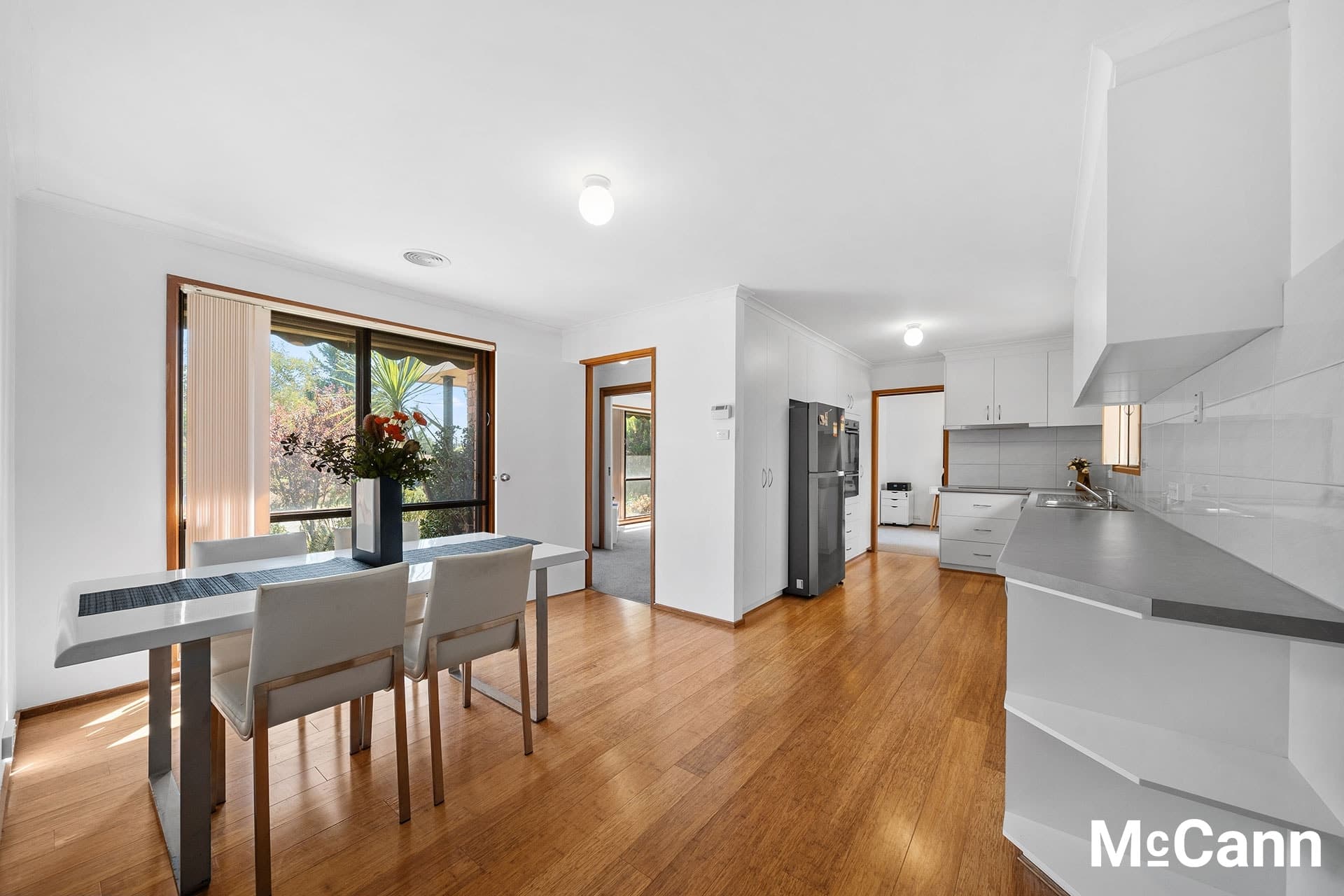 135 Louisa Lawson Crescent, Gilmore ACT 2905, Gilmore - Thumbnail 2