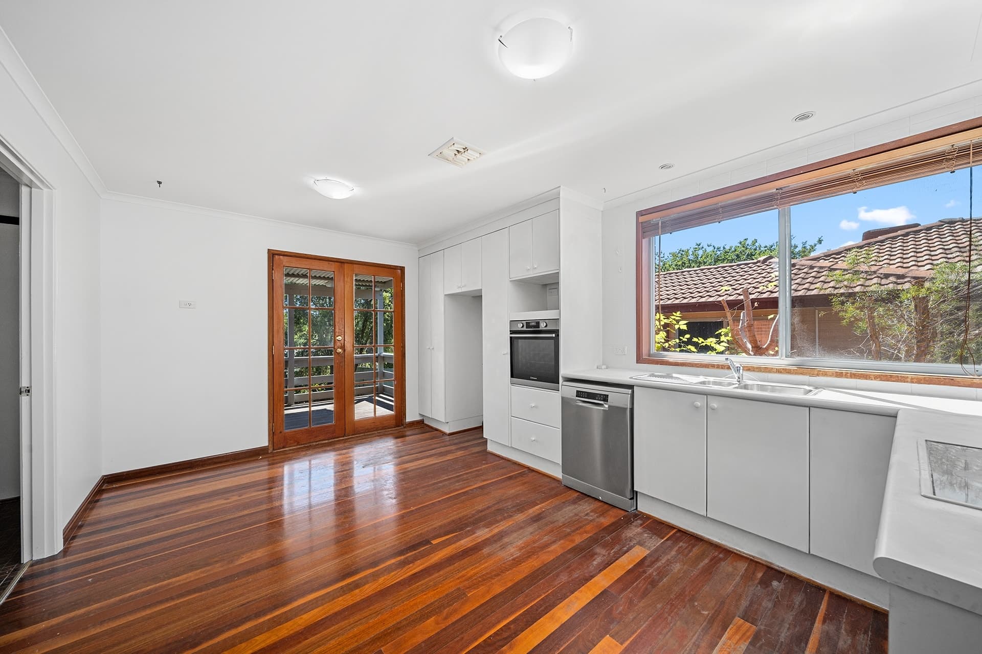 10 Morrissey Street, Wanniassa ACT 2903, Wanniassa - Thumbnail 4