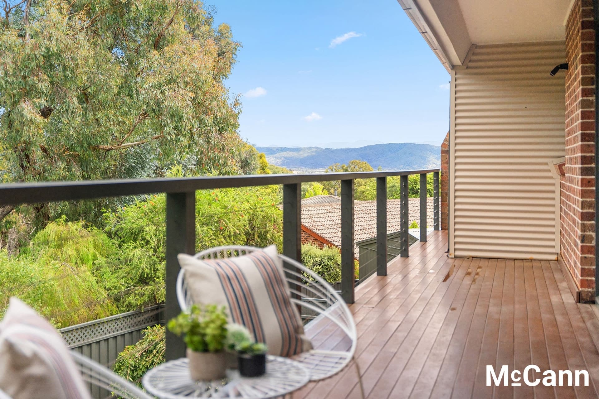 1 Harker Place, Wanniassa ACT 2903, Wanniassa - Thumbnail 2
