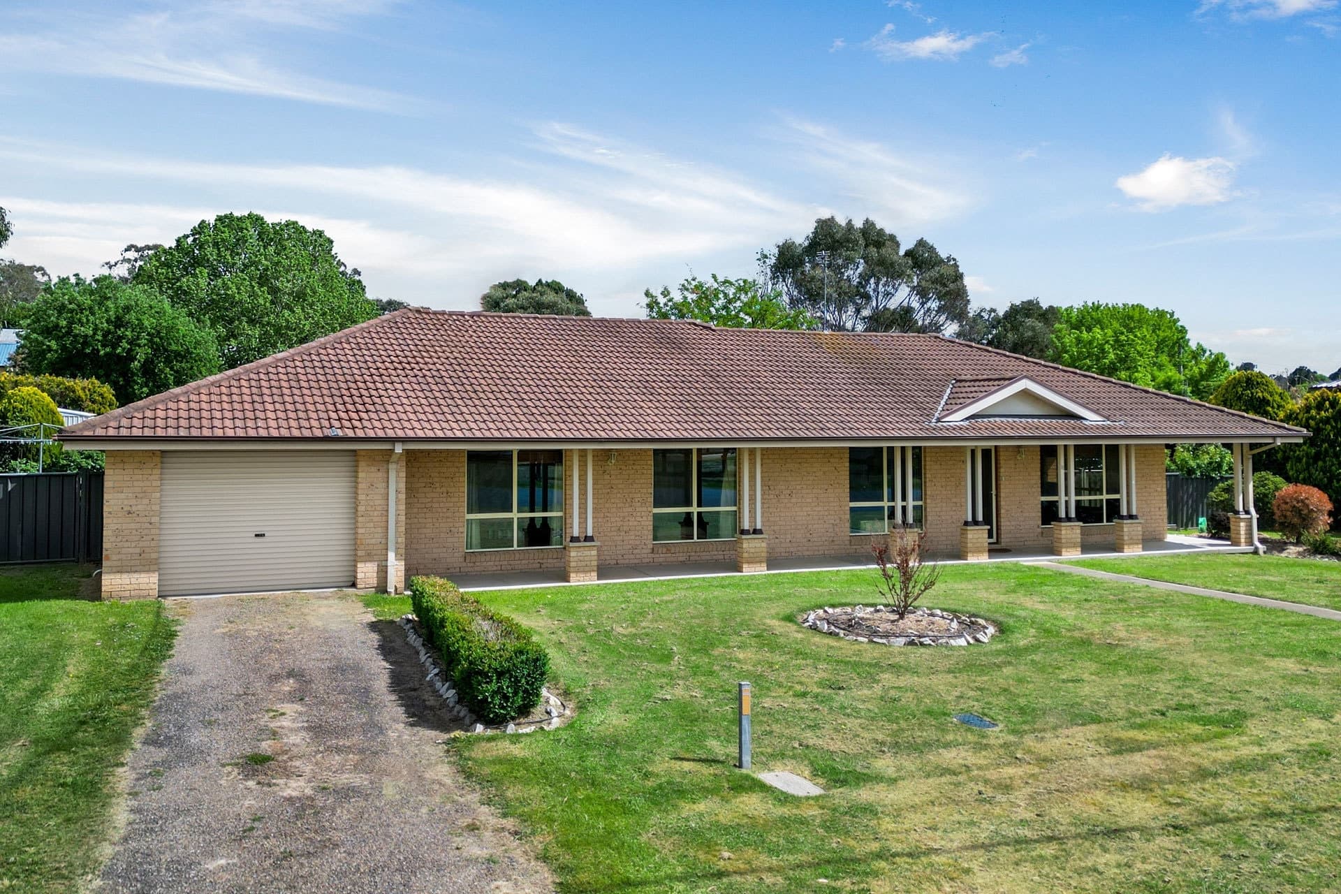 11 Copeland Street, Gunning NSW 2581, Gunning - Thumbnail 3
