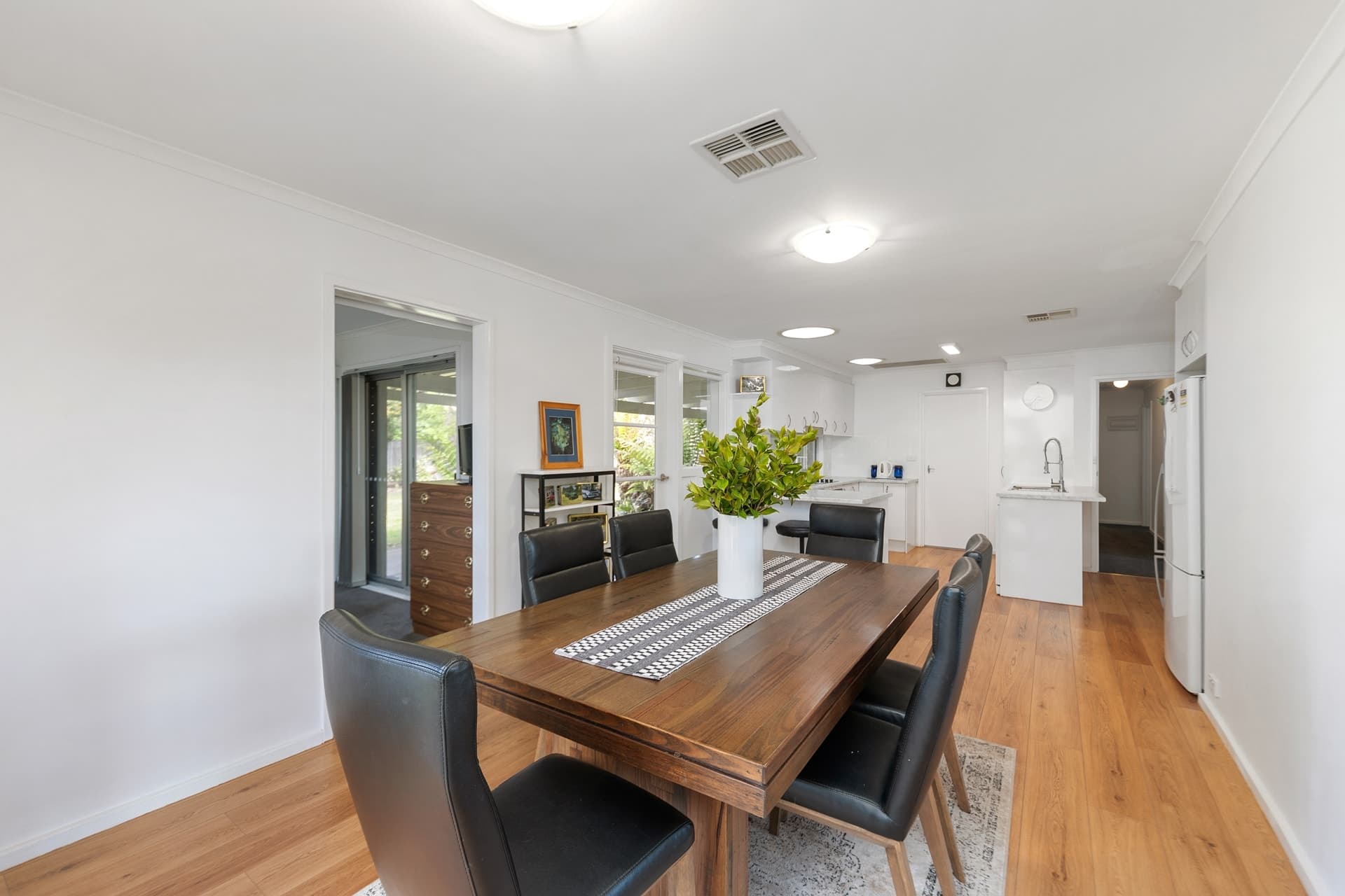 1 Strachan Place, Wanniassa ACT 2903, Wanniassa - Thumbnail 4